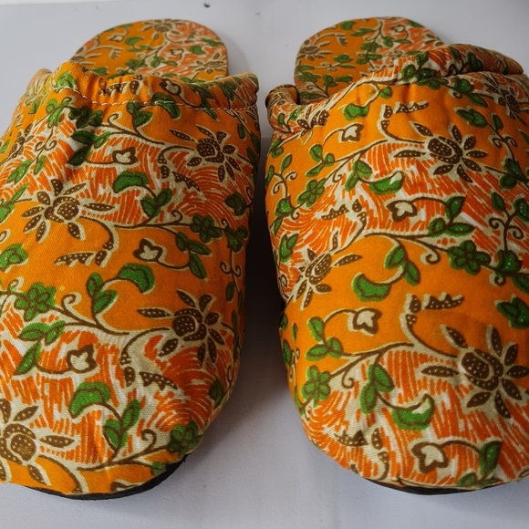 Ankara Print Bedroom Slippers - Picture 4 of 6